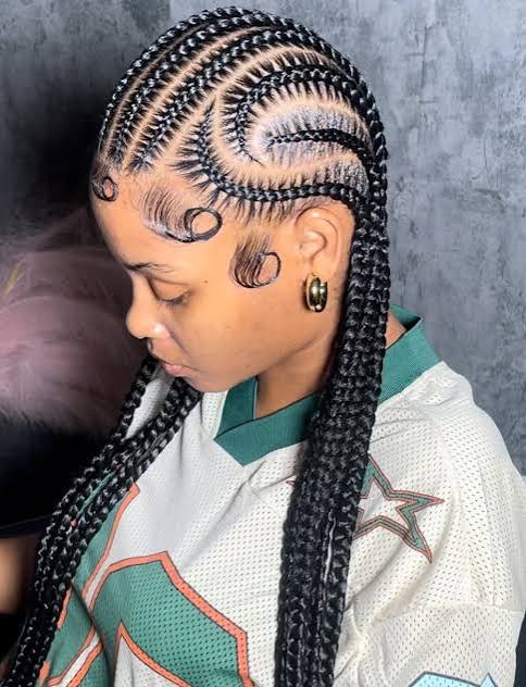 Feed-In Cornrows (Stitch Braids)